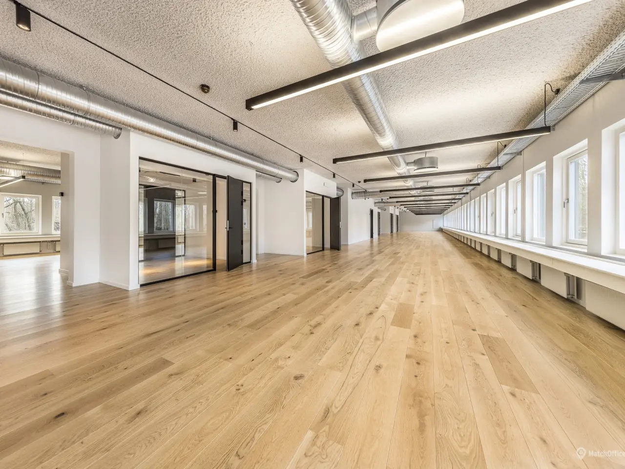 Billede 2 - Topmoderne kontor med plads til 90 medarbejdere centralt i Lyngby