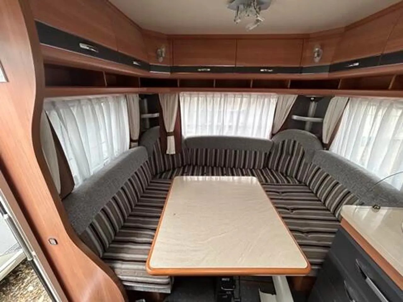 Billede 4 - Hobby DE LUXE 540 UL