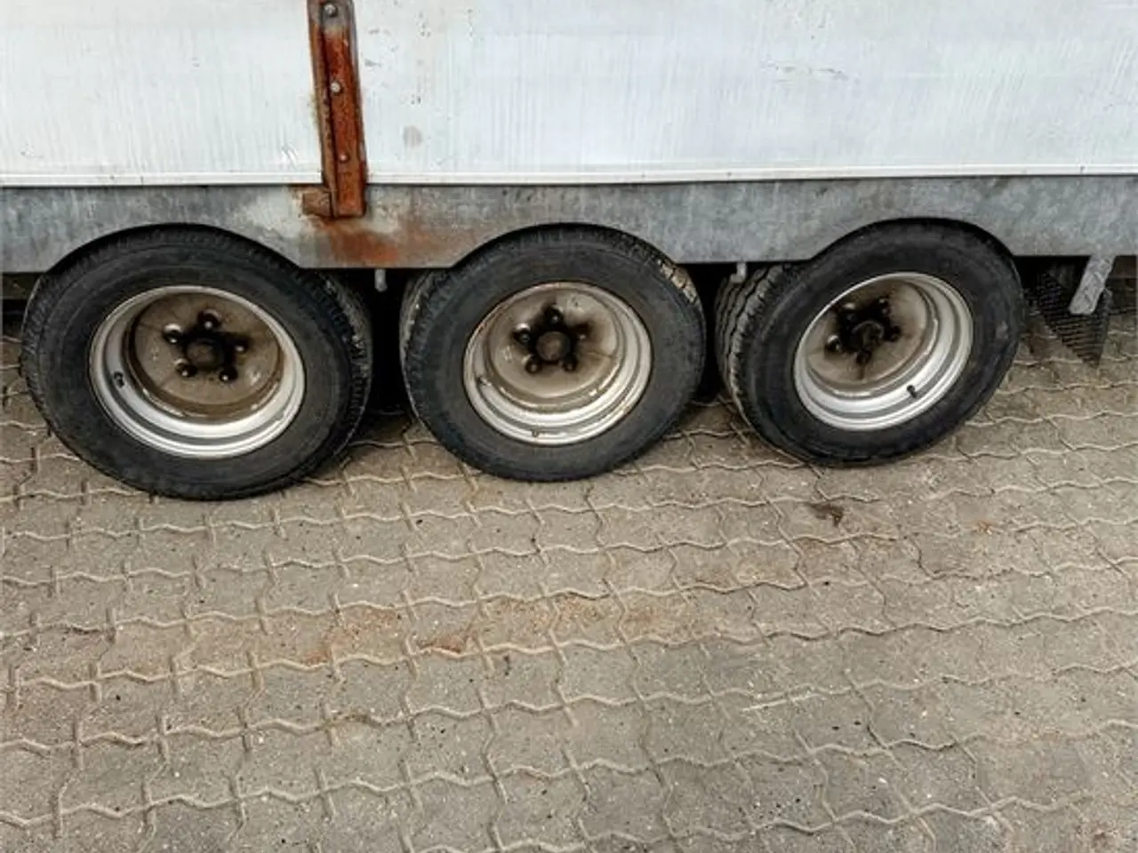Billede 46 - Iveco Daily 40C 18 - Med trailer og lad / With trailer and flatbed
