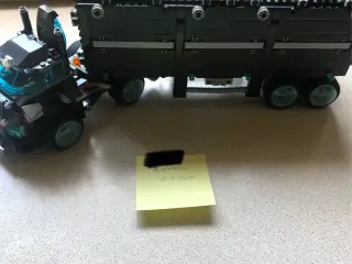 Lego ULTRA Agents 70165