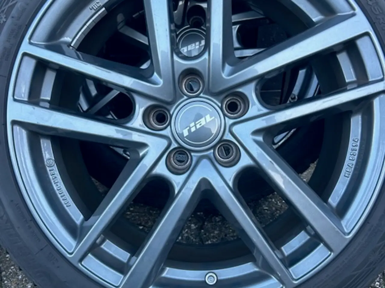 Billede 4 - Alu fælge 4 stk.med vinterdæk til Mercedes C model