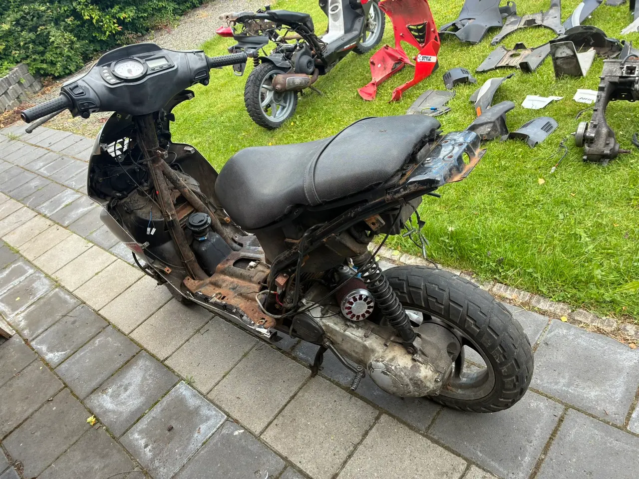 Billede 4 - Piaggio nrg og dele
