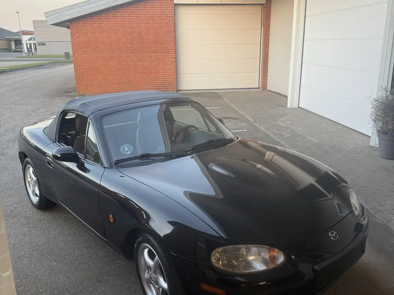 Billede 7 - Mx5 1,8 med 6 gear og spær