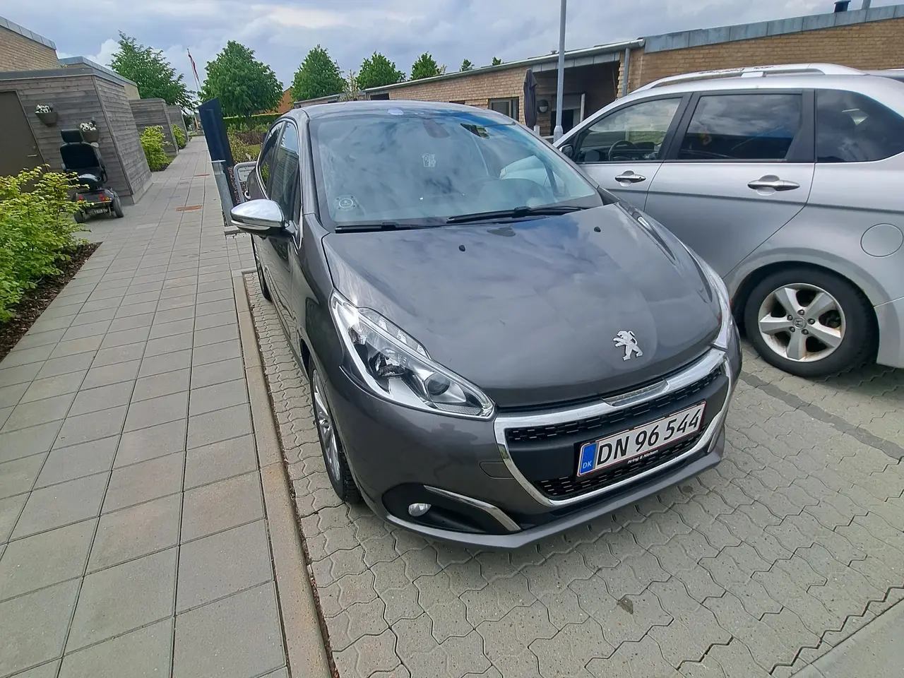 Billede 1 - Peugeot 208 1.6 2018 allure sky