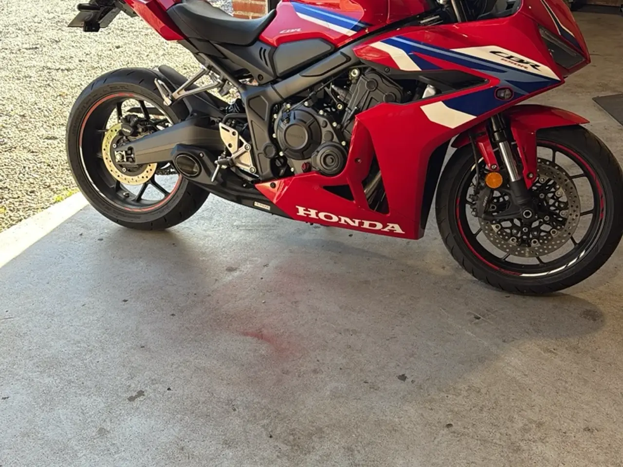 Billede 5 - Honda cbr650r 8200 km fra 2024