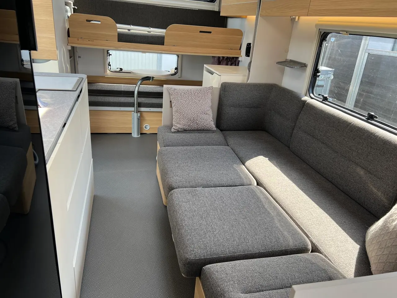 Billede 11 - 2022 Adria Adora 613PK Teen. ALT TILBEHØR