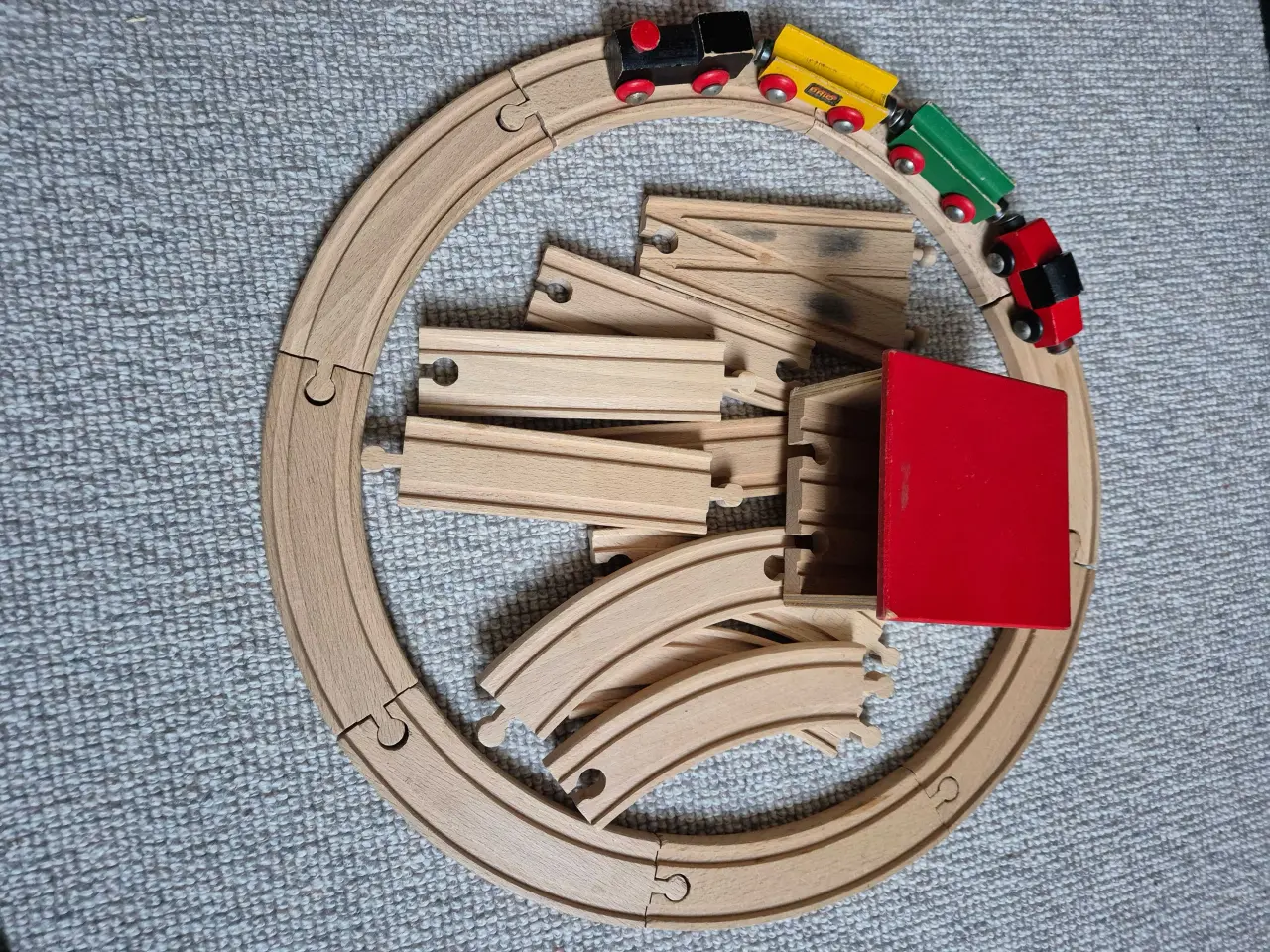 Billede 1 - Brio togbane