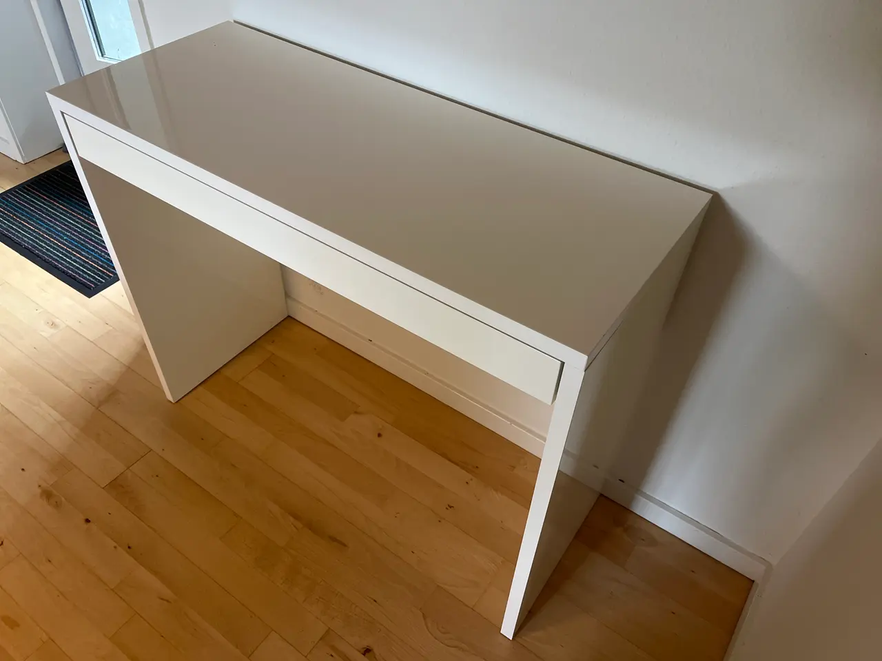 Billede 6 - Skrivebord / sminkebord hvid højglans - Odense