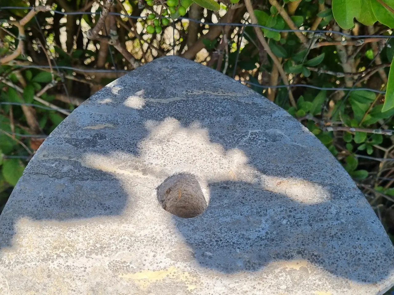 Billede 3 - Smuk granit vandsten.