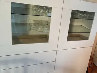 Ikea skab med glas