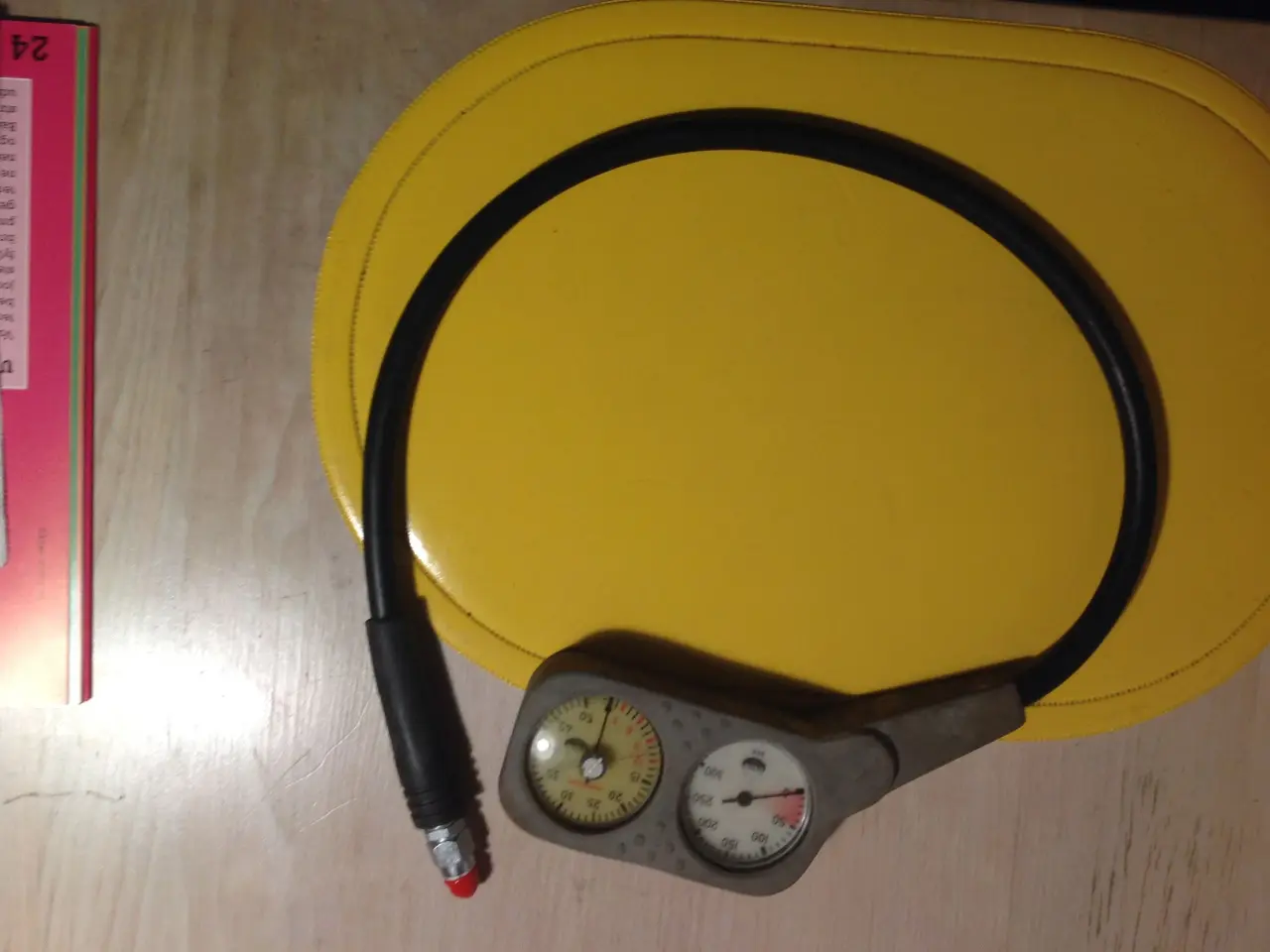 Billede 1 - Manometer med dybdemåler
