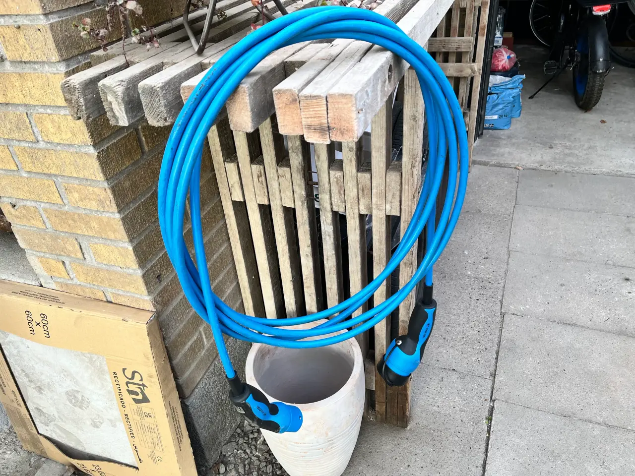 Billede 1 - Lade kabel til E-bil.