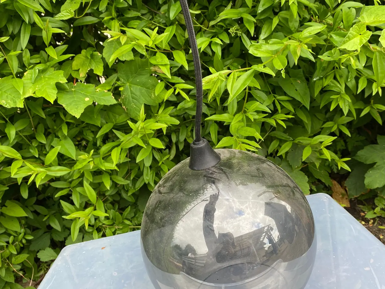 Billede 3 - Smuk røgfarvet glaspendel / loftslampe