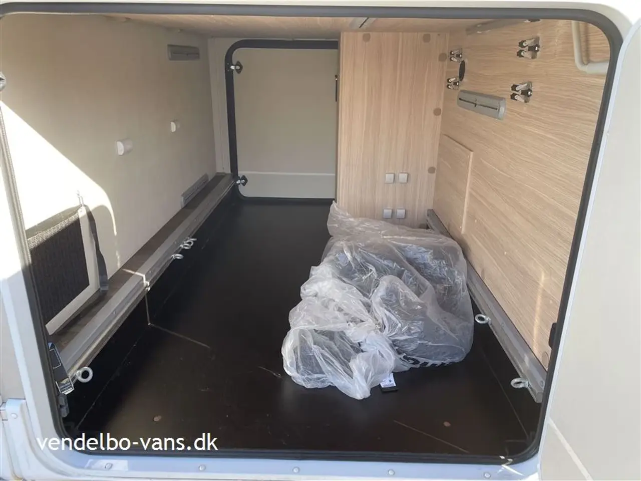 Billede 13 - 2020 - SunLight I 69 L Activ