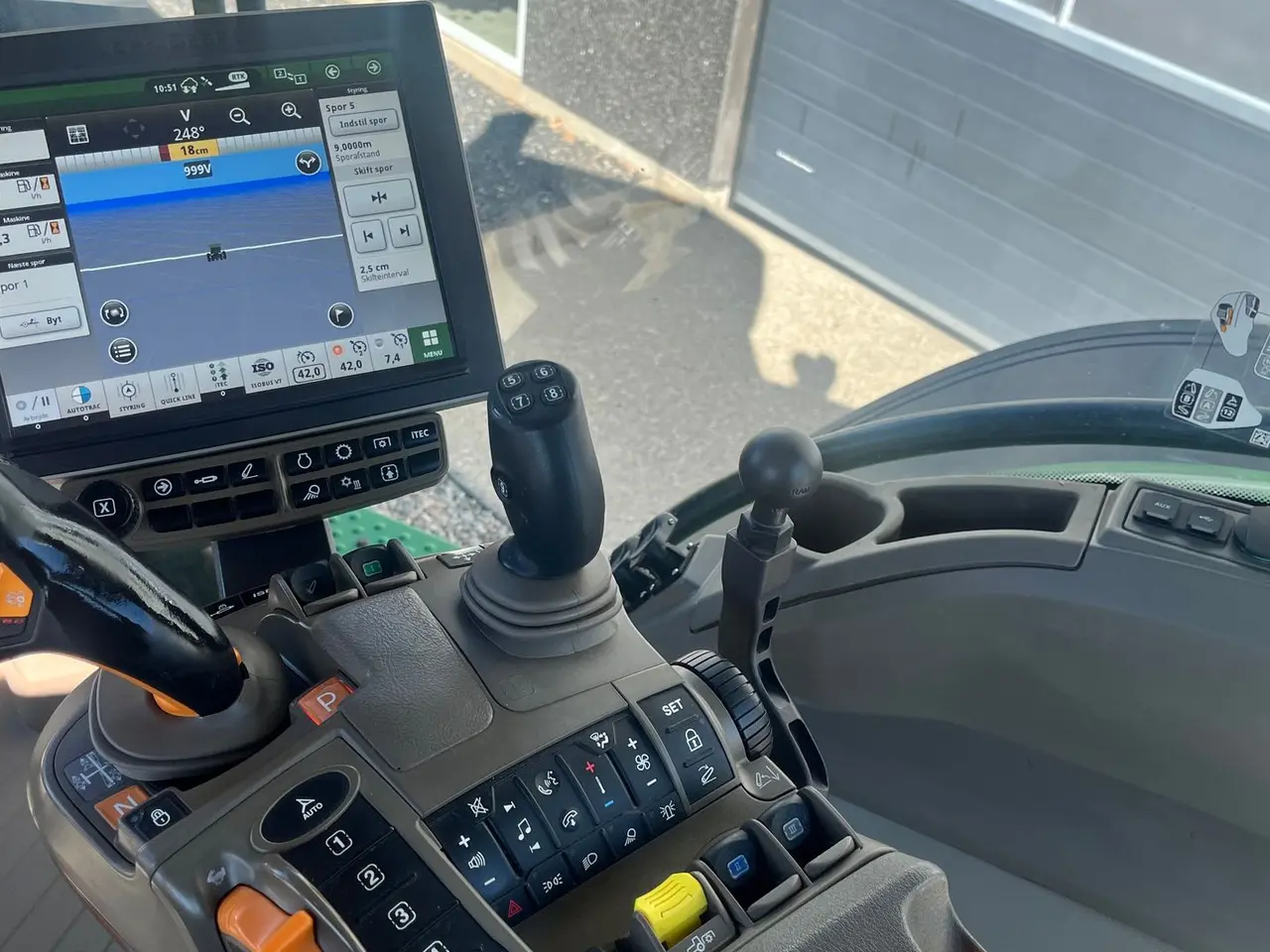 Billede 8 - John Deere 8R340 Signature Edition med alt udstyr
