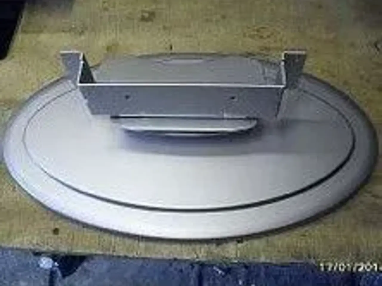 Billede 1 - Sølvfarvet LCD TV bord stander / fod