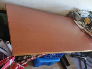 Skrivebord/arbejdsbord