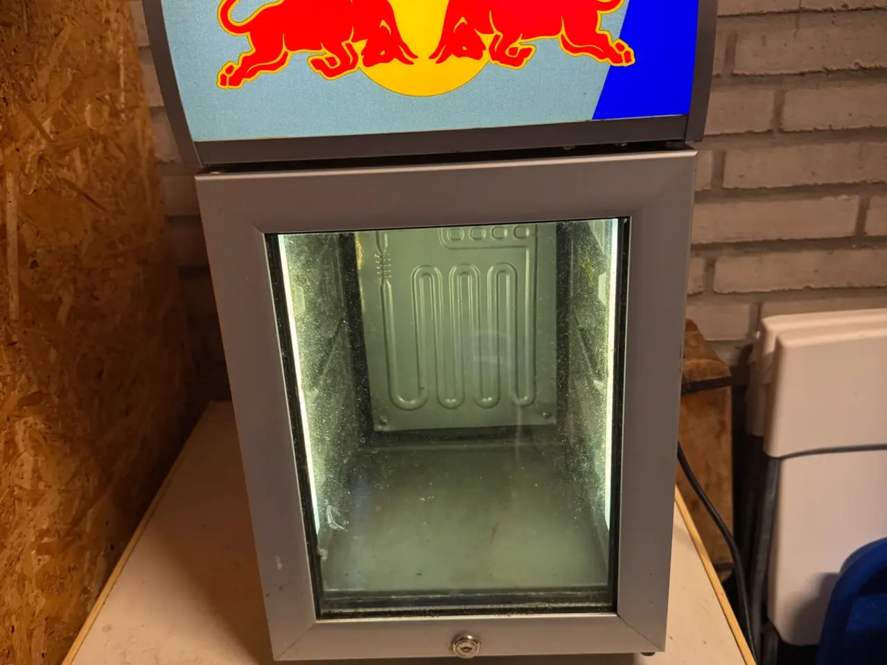 Billede 1 - Redbull Køleskab