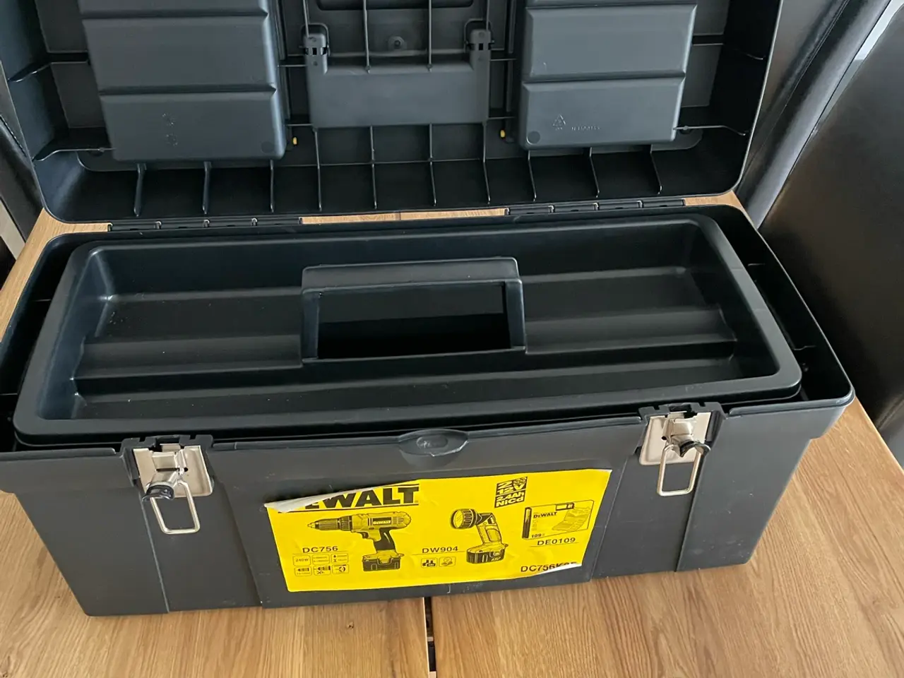 Billede 2 - DeWalt værktøjskasse