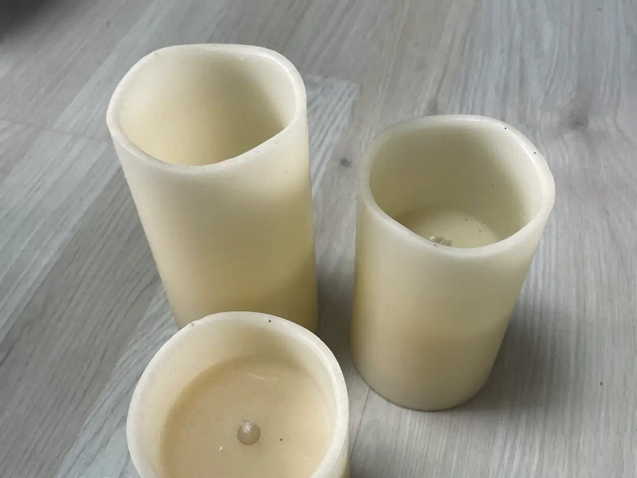 Billede 1 - batteristyret “stearinlys” - beige