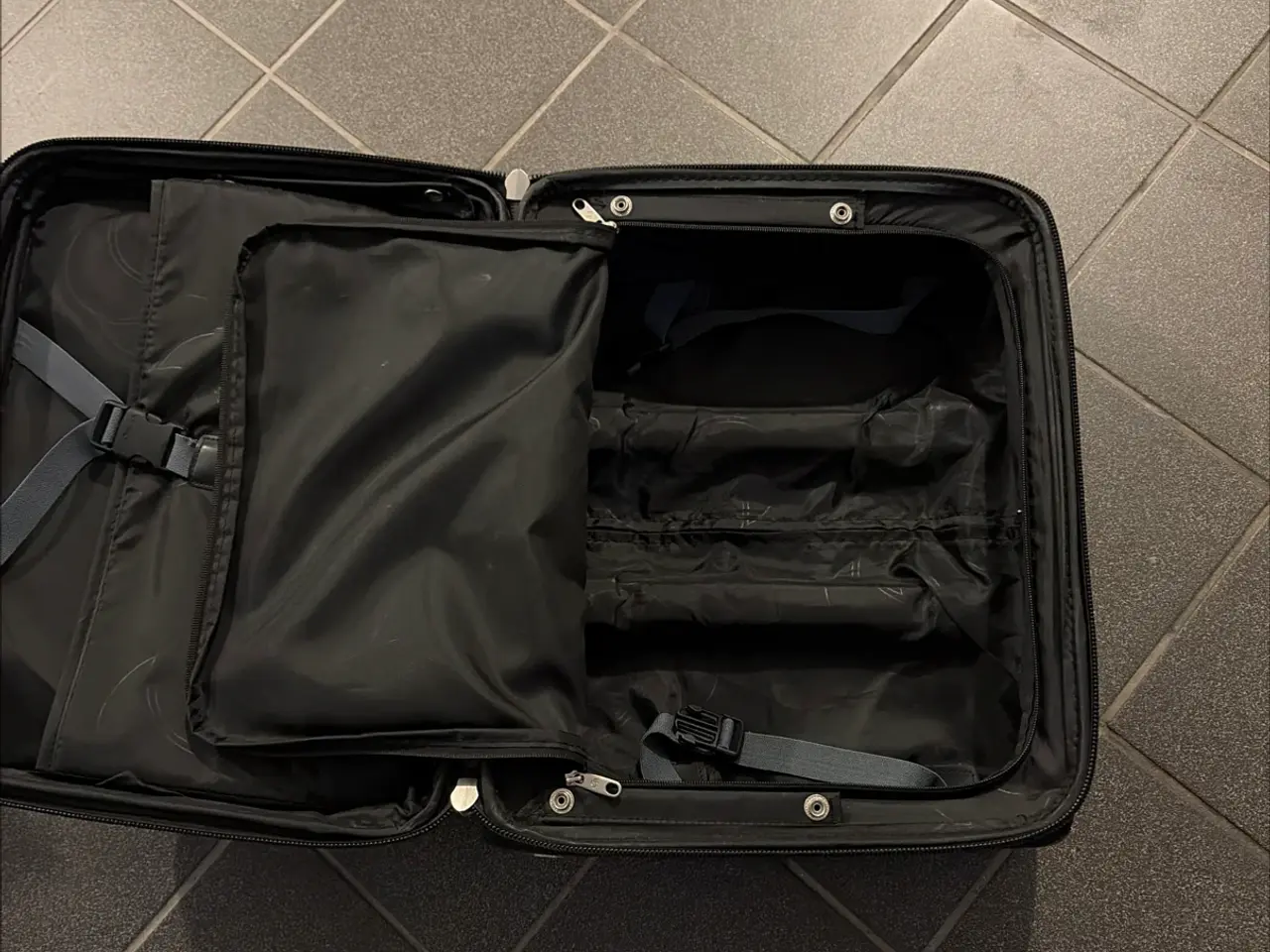 Billede 4 - Samsonite Rejsetaske, sort