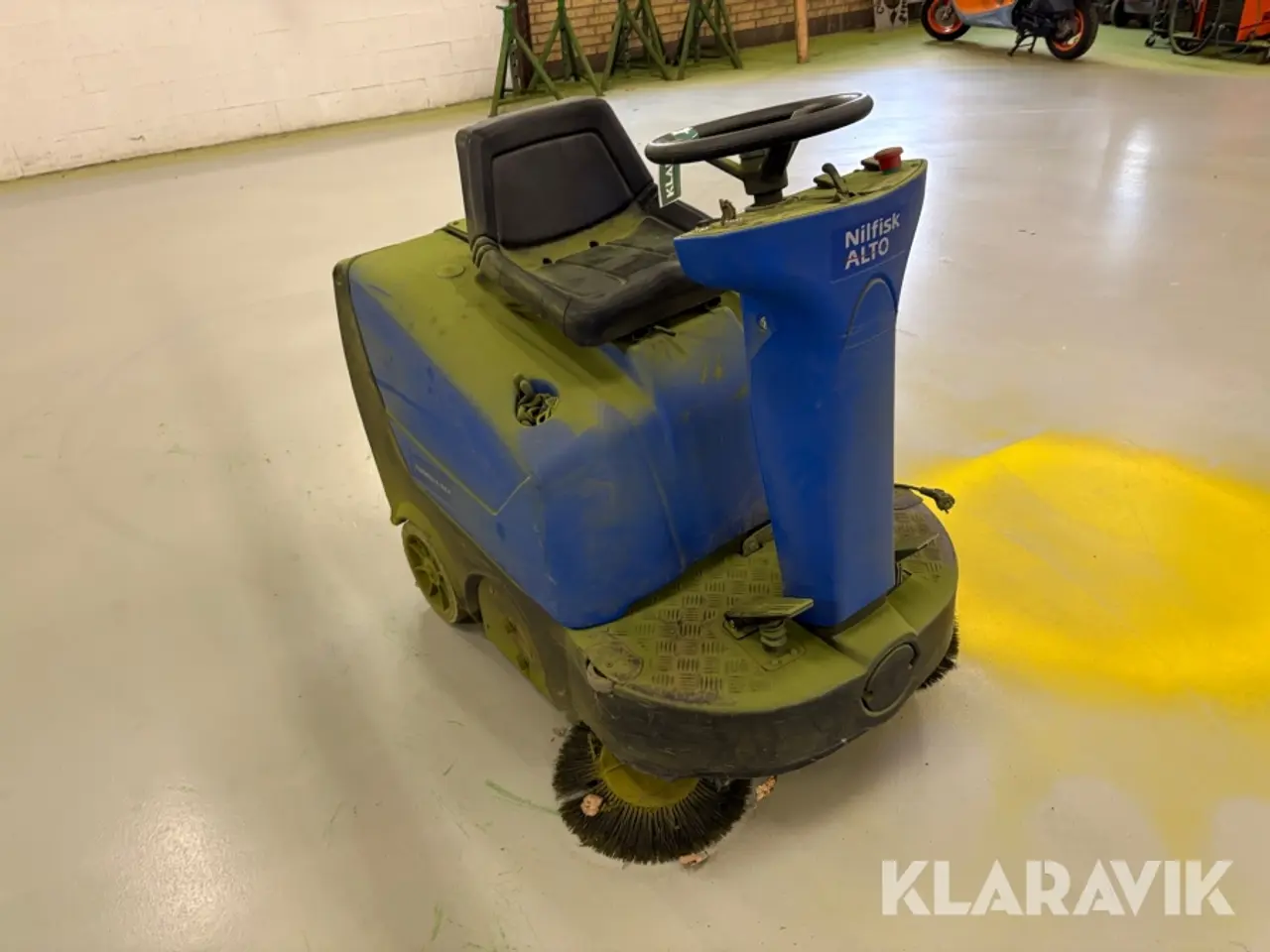 Billede 2 - Fejemaskine Nilfisk Floortec R 360B