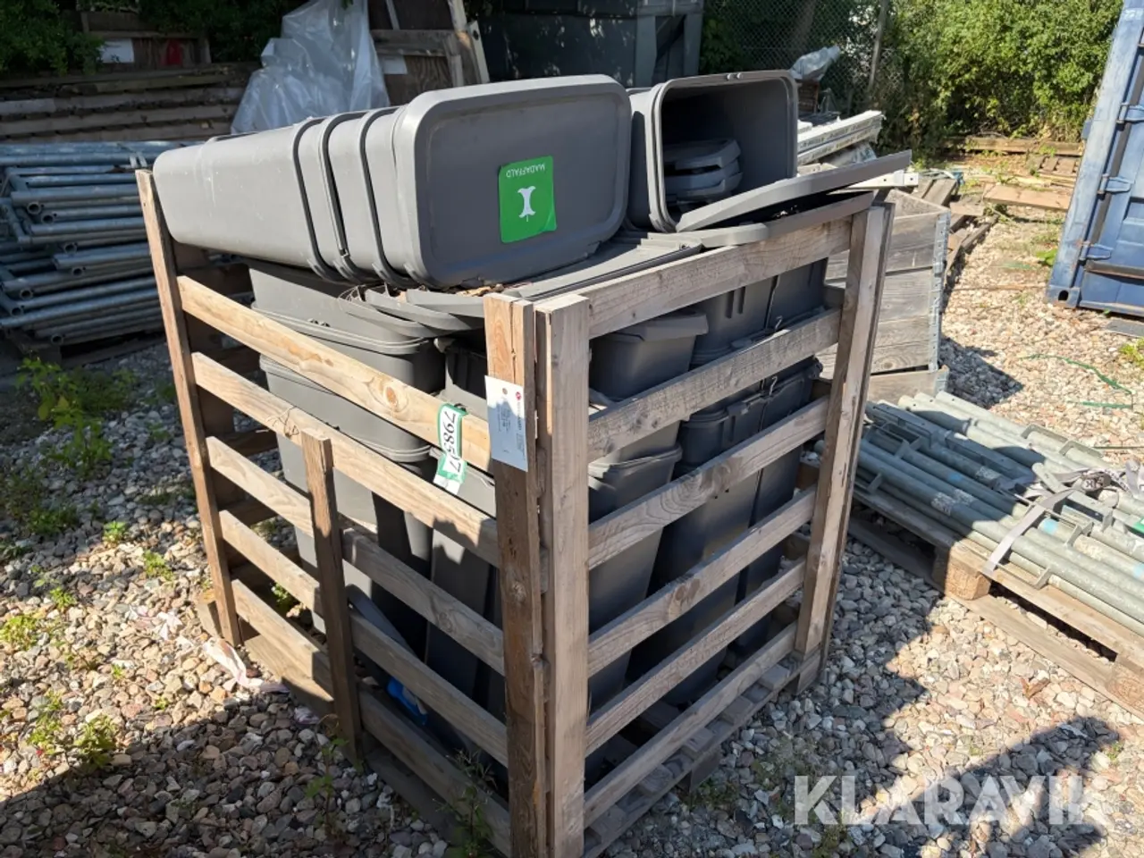 Billede 1 - Affaldsbeholdere i plast, 28 Styk