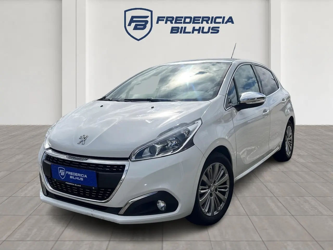 Billede 1 - Peugeot 208 1,6 BlueHDi 100 Allure Sky