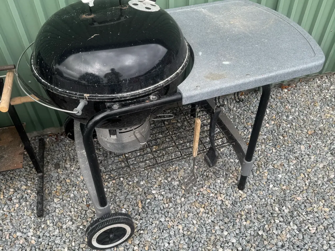 Billede 1 - Weber kuglegrill Sælges