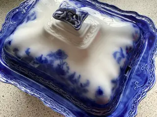 Royal Wedgwood suppeterrin med underskål