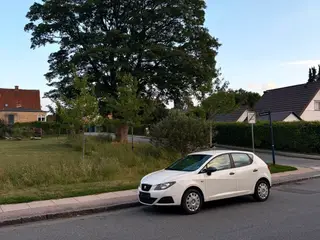 Nysynet SEAT ibiza 1.4 sælges med 3 måneders garan