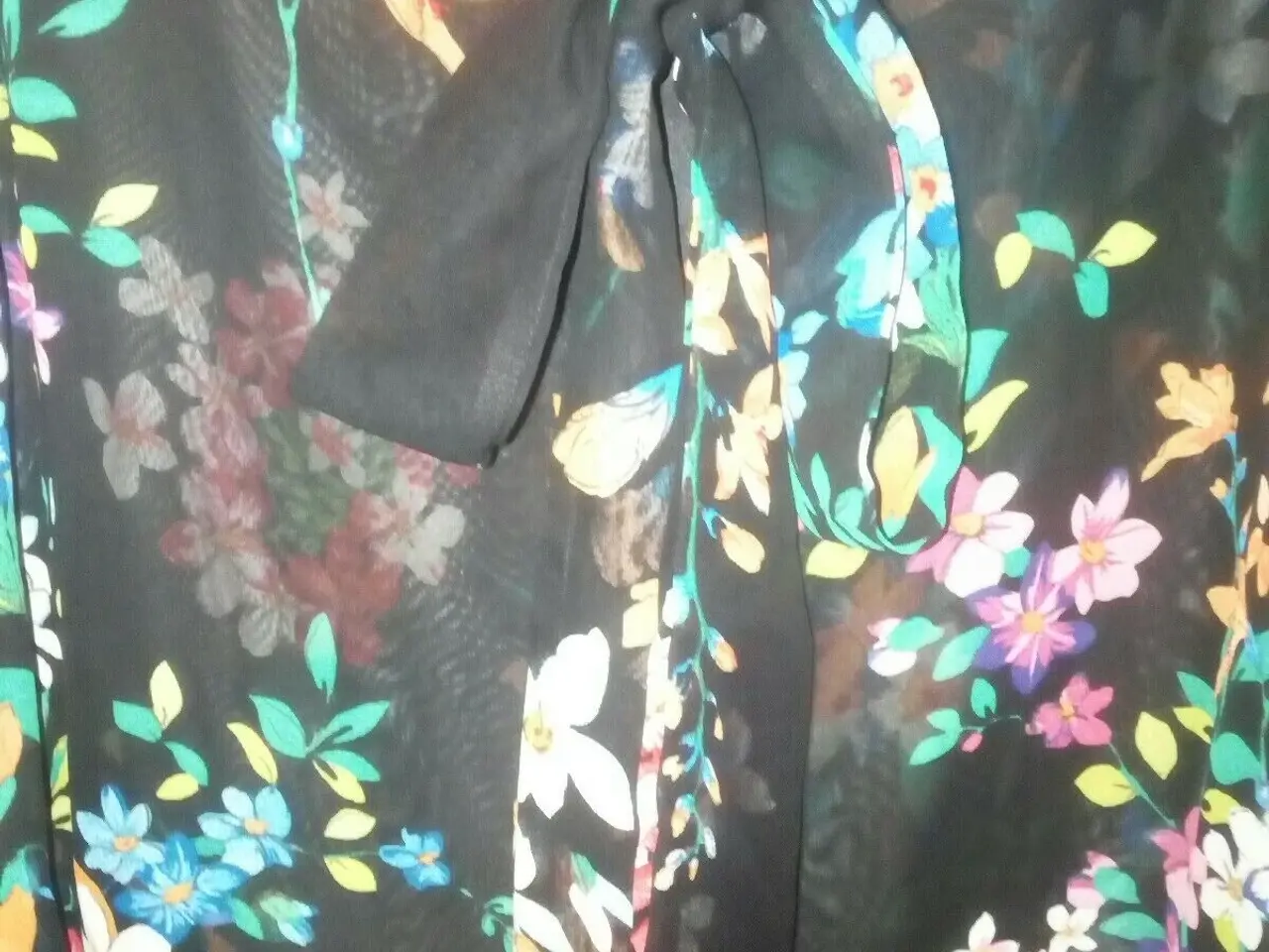 Billede 4 - Bluse/top. u ærmer/Athmosphere blouse / Str: 36 