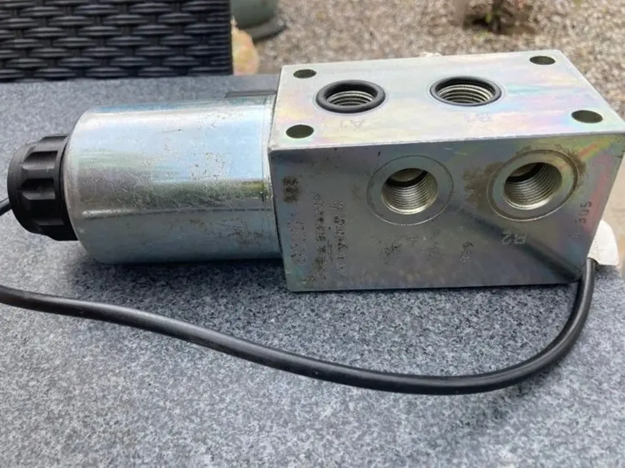 Billede 6 - Hydraulisk omskifter ventil til blok