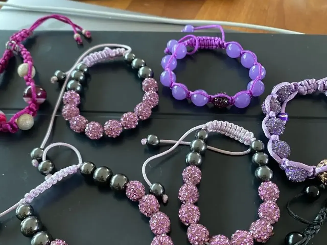 Billede 5 - Nye knyttede armbånd