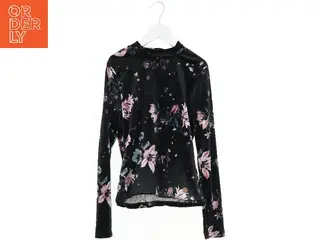 Bluse med blomsterprint (str. 146)