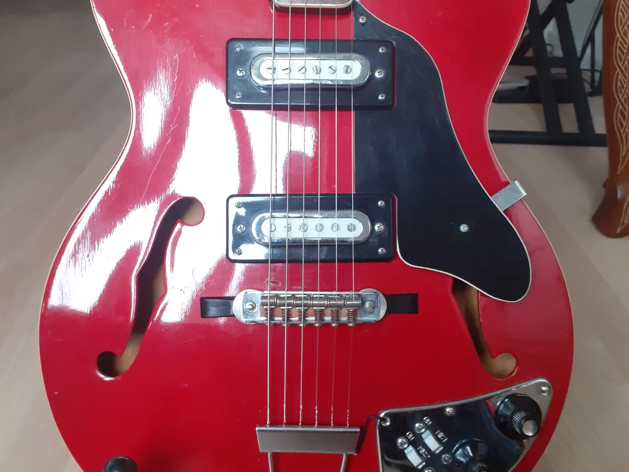 Billede 1 - Retro elguitar