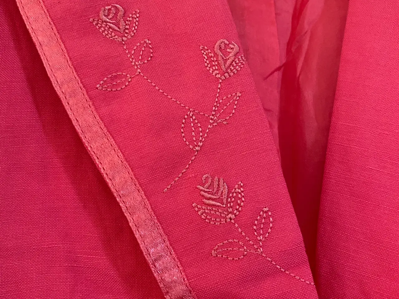 Billede 3 - Pink blazar