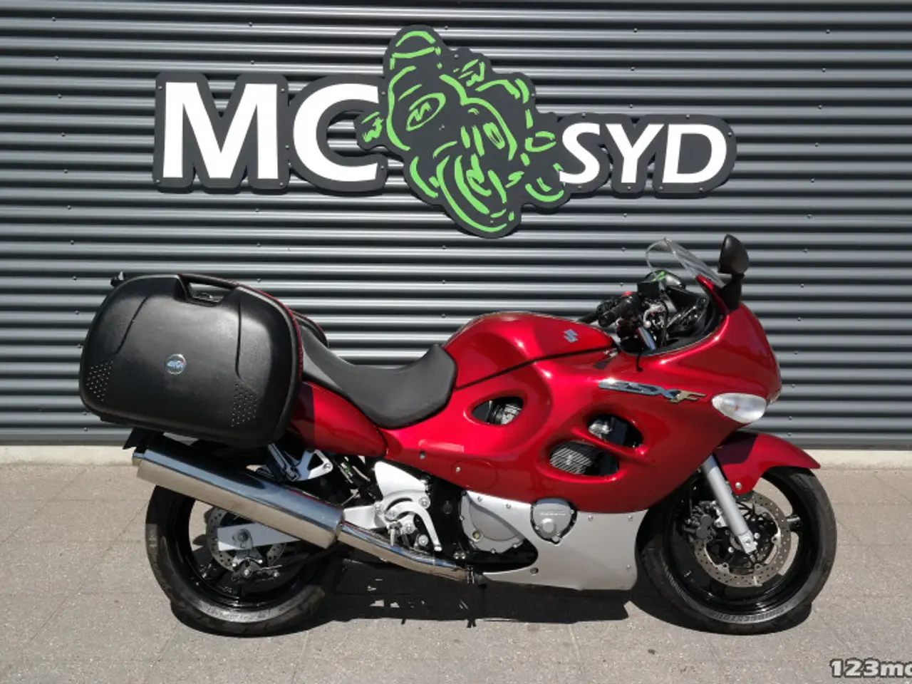 Billede 1 - Suzuki GSX 750 F MC-SYD BYTTER GERNE