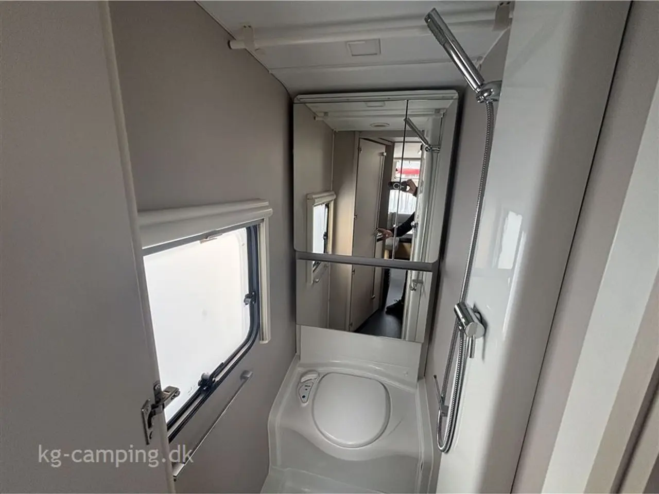 Billede 10 - 2021 - Adria Adora 522 UP   Flot og velholdt vogn med Fortelt - Mover - Fast markise - Aircon