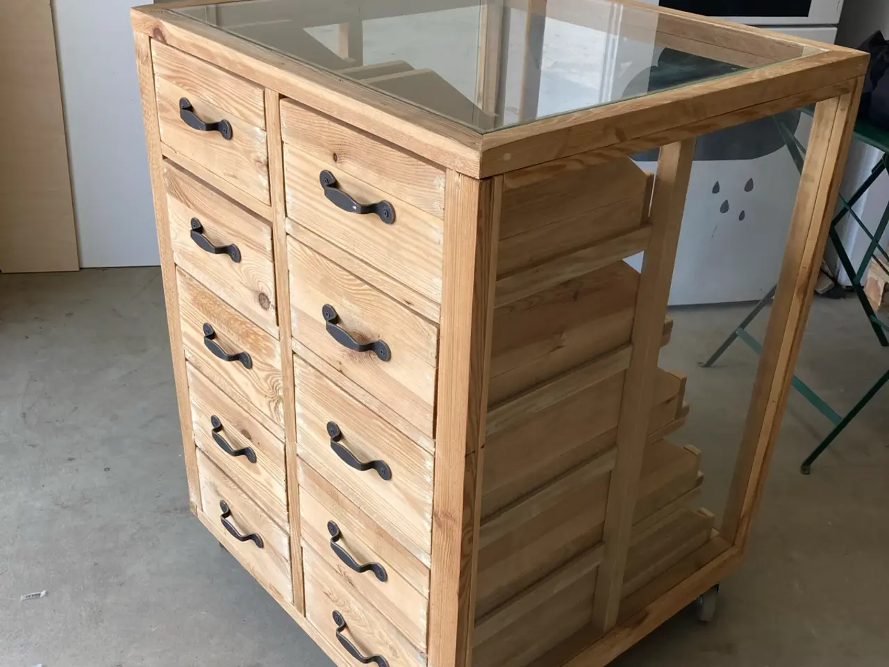 Billede 2 - Kommode glasskab 