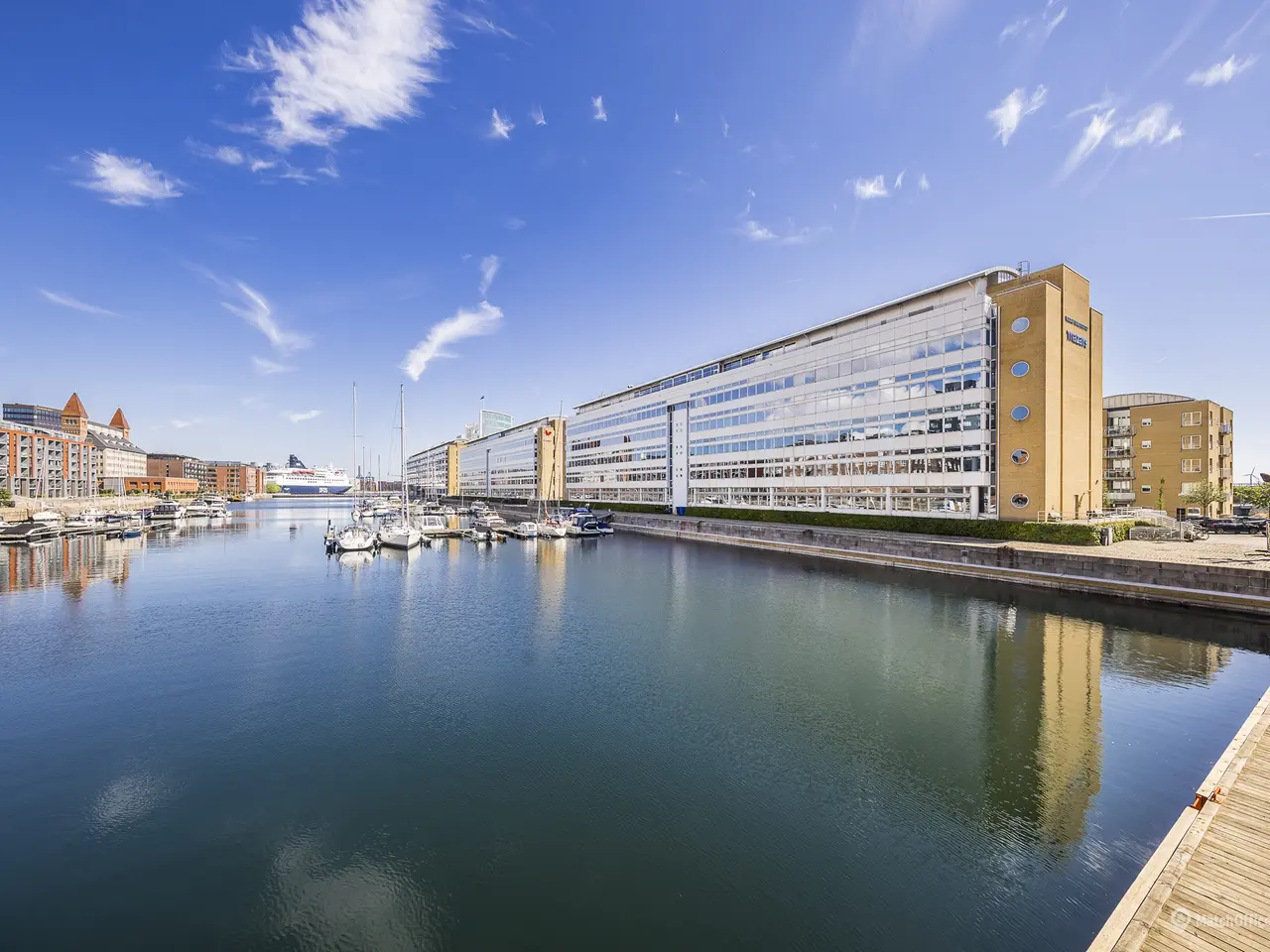 Billede 1 - Kontor i moderne og maritime rammer