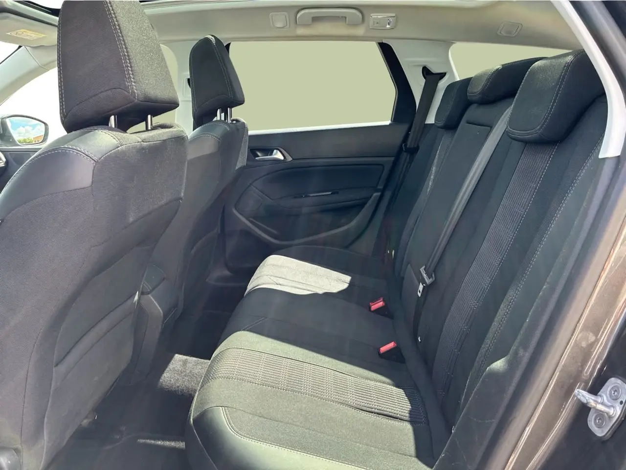 Billede 17 - Peugeot 308 1,2 e-THP 130 Allure Sky SW