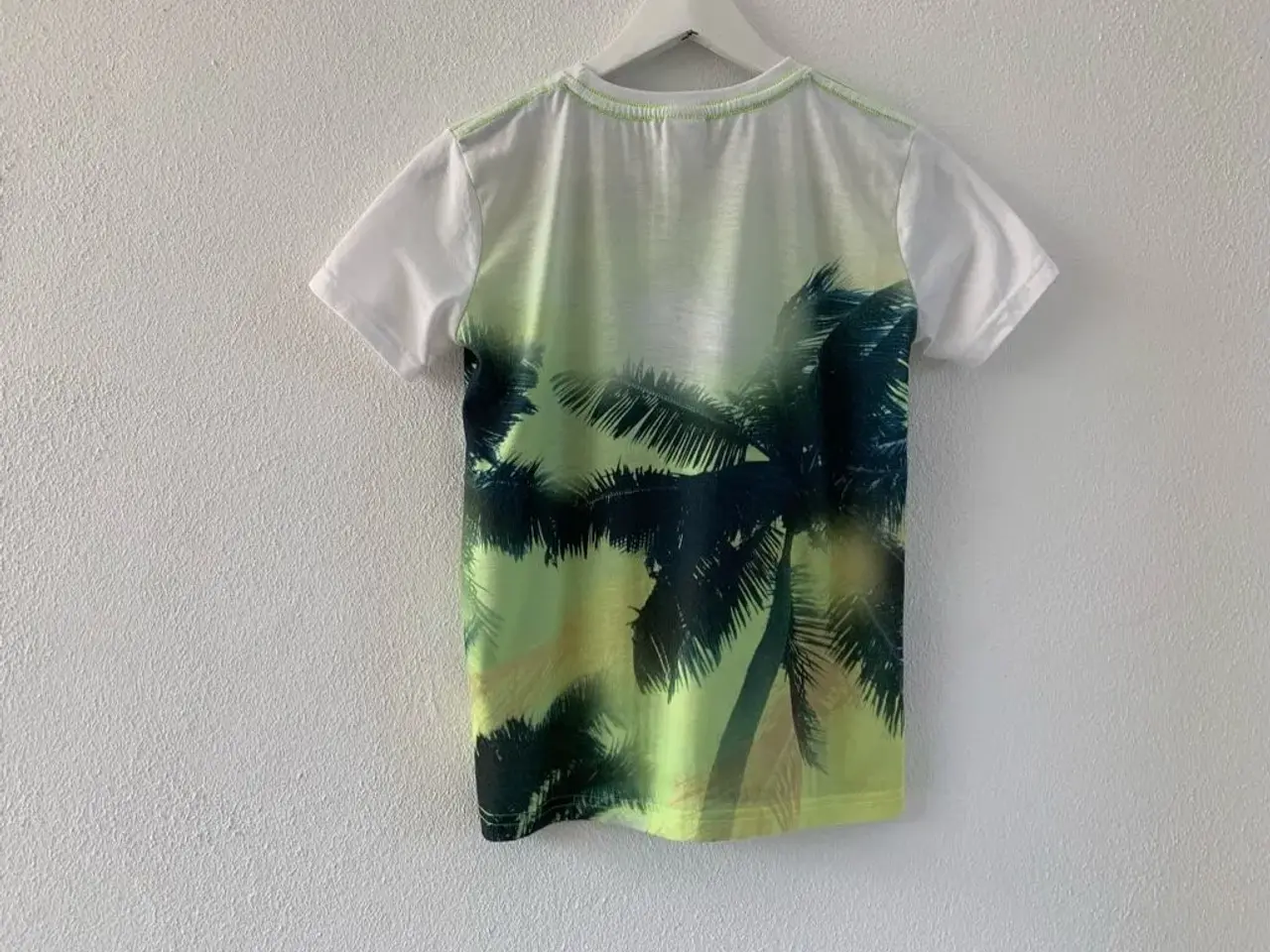 Billede 3 - T-shirt str.146/152
