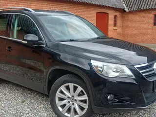 VW Tiguan 2,0 TDi 140 Sport & Style Tiptr. 4Motion Van