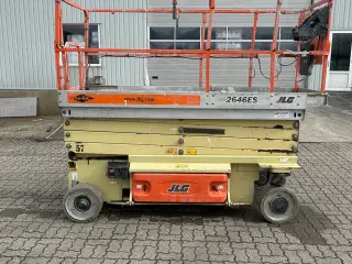 JLG 2646ES med nye batterier sælges.