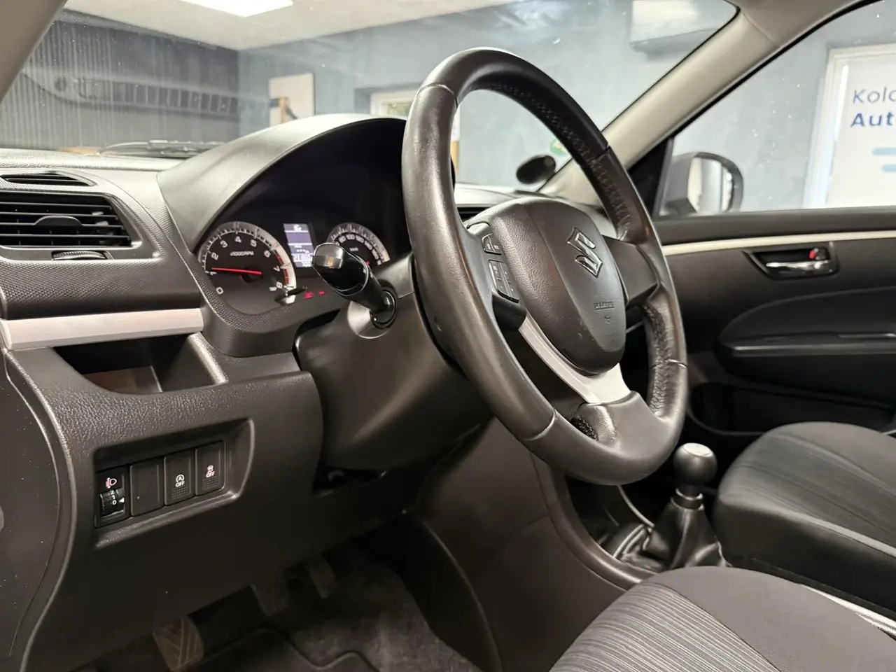 Billede 14 - Suzuki Swift 1,2 16V Comfort 90HK 5d