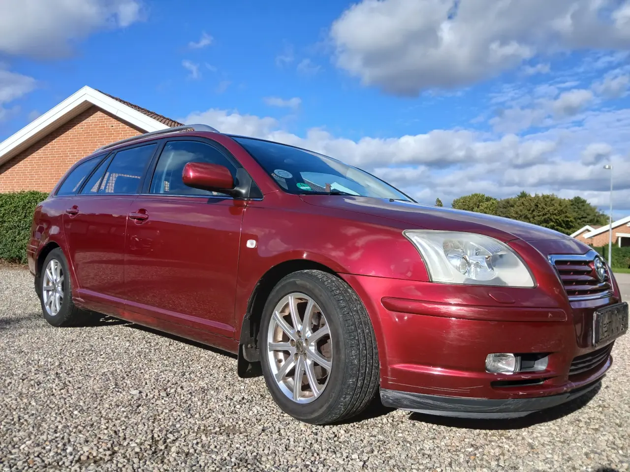 Billede 2 - Toyota Avensis 1,8 St-car Nysynet