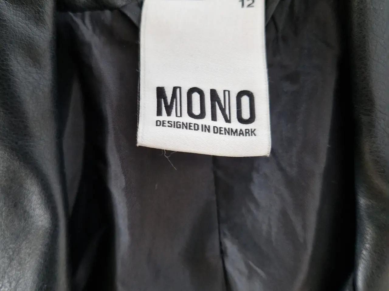 Billede 3 - Mono jakke str 12