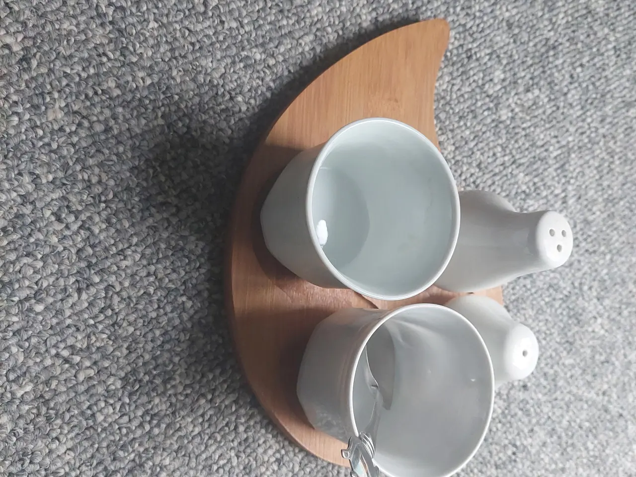 Billede 12 - sæt salt- og peberbøsser i hvid porcelæn
