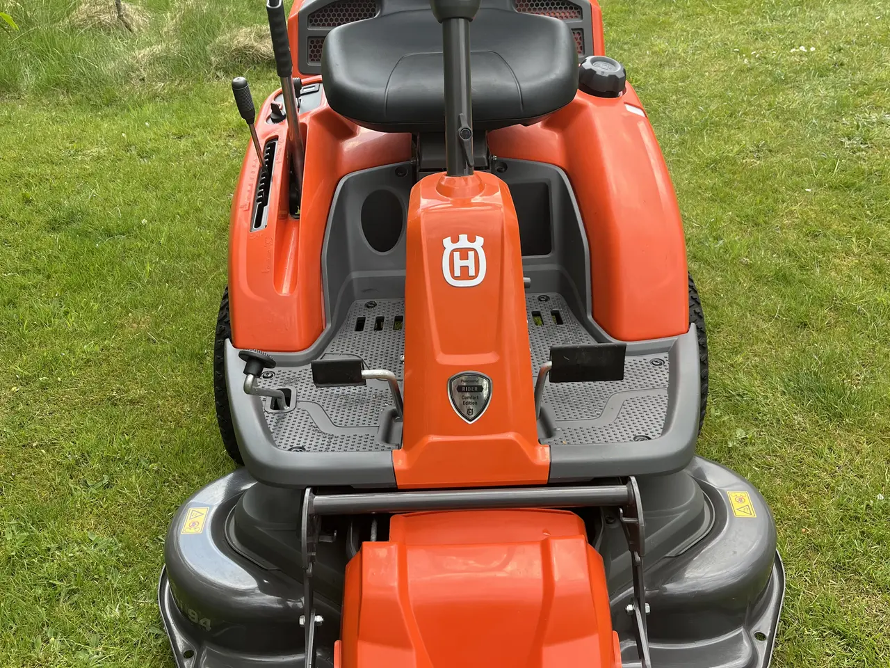 Billede 2 - Husqvarna Rider R214TC Comfort Edition